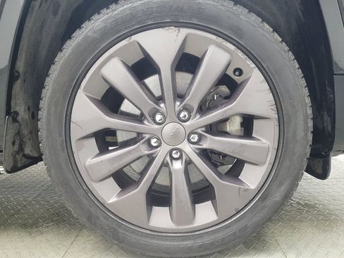 Used 2019 Jeep Cherokee High Altitude AWD/4WD image 31
