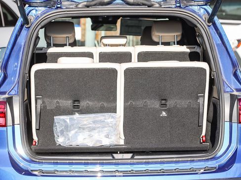 Used 2024 Mercedes-Benz EQB 300 4MATIC image 24