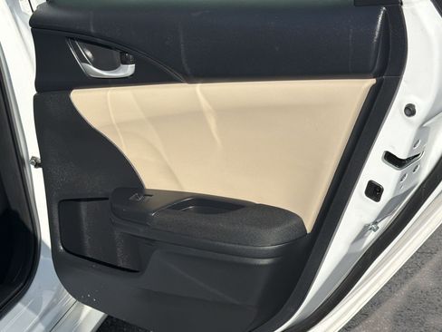 Used 2019 Honda Civic LX image 32