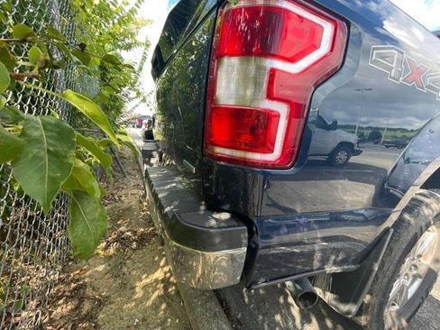 Used 2019 Ford F150 XLT w/ Equipment Group 302A Luxury AWD/4WD image 14