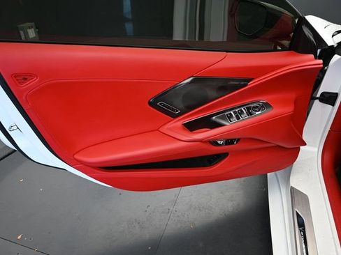 Used 2023 Chevrolet Corvette Stingray Premium Conv w/ Z51 Performance Package image 16