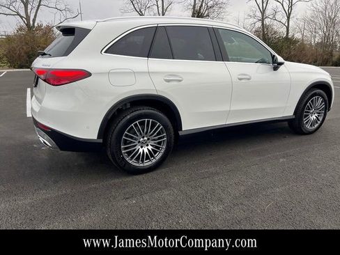 Used 2026 Mercedes-Benz GLC 300 4MATIC image 14