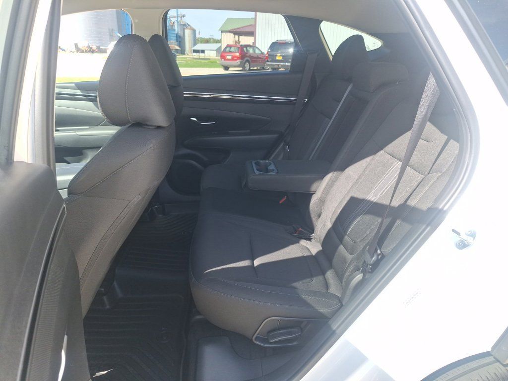 Used 2024 Hyundai Tucson SEL AWD/4WD image 17