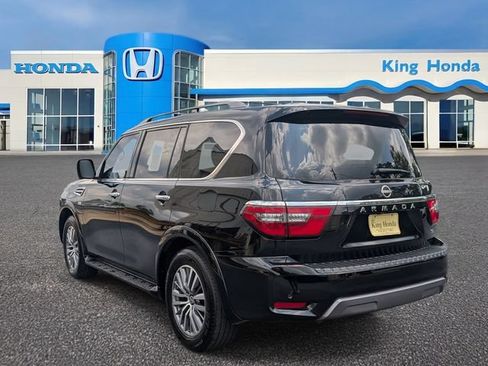 Used 2021 Nissan Armada SL w/ Captain's Chairs Package RWD image 12