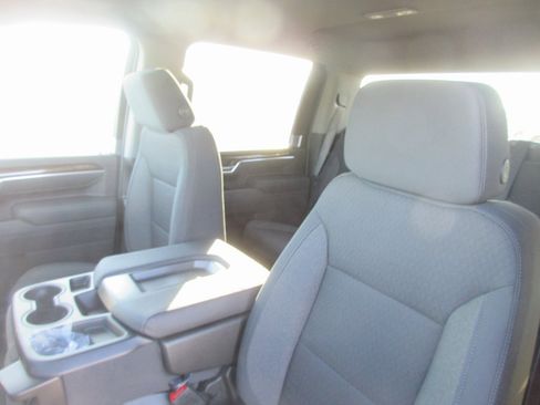 New 2026 GMC Sierra 3500 SLE w/ SLE Value Package image 14