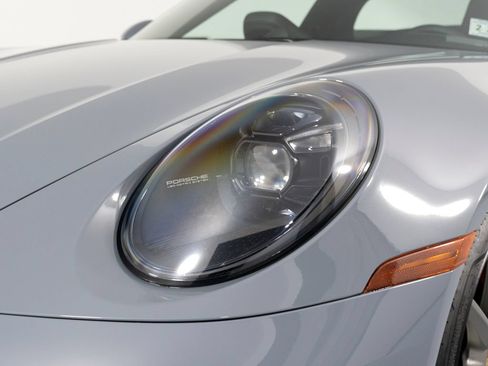 Certified 2024 Porsche 911 AWD/4WD image 48