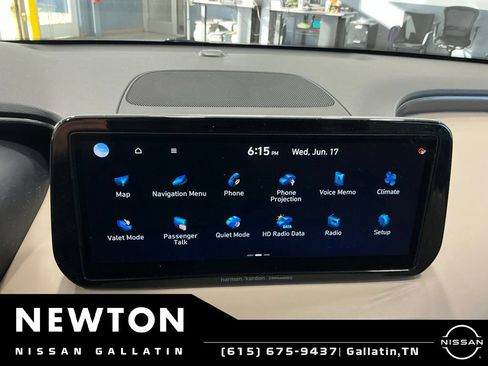 Used 2022 Hyundai Santa Fe SEL w/ Convenience + Premium Package FWD image 33