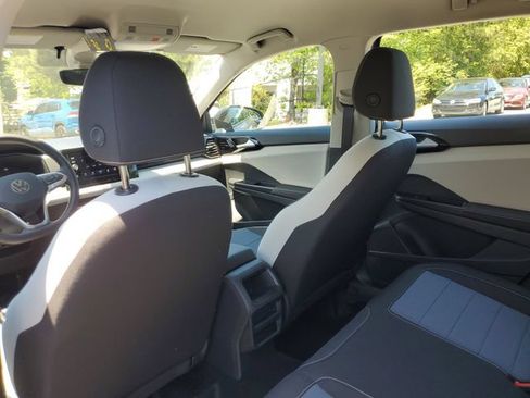 New 2026 Volkswagen Taos S FWD image 11