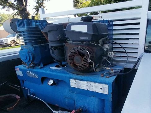 Used 2015 Ford F350 XL w/ Power Equipment Group image 12