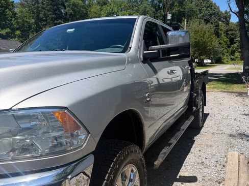 Used 2014 RAM 2500 SLT AWD/4WD image 7