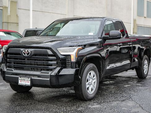 New 2026 Toyota Tundra SR image 3