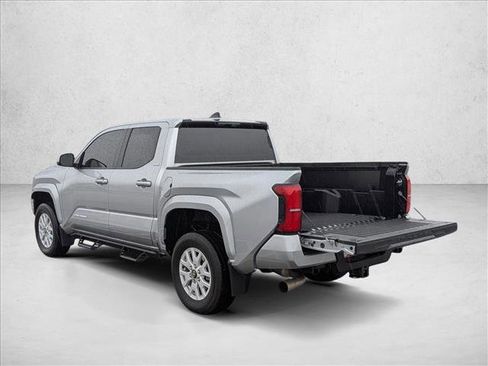 Used 2024 Toyota Tacoma SR5 image 8