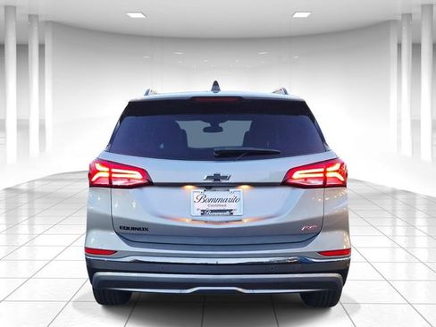 Used 2023 Chevrolet Equinox RS w/ RS Leather Package FWD image 4