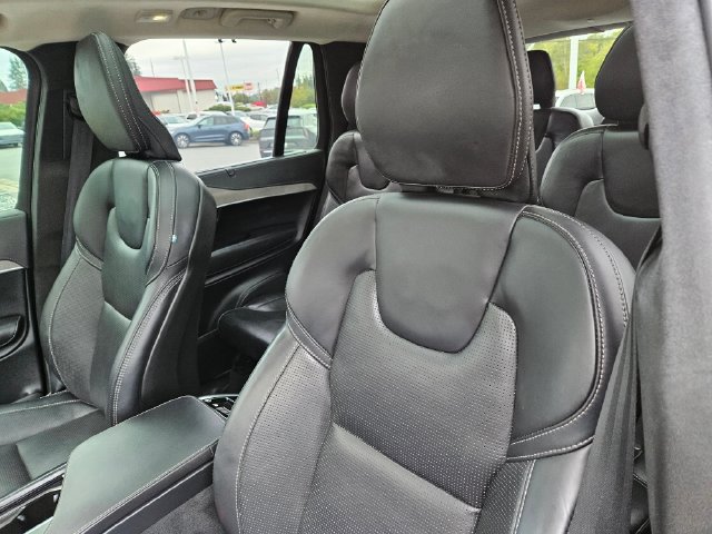 Used 2024 Volvo XC90 T8 Ultimate w/ Lounge Package AWD/4WD image 18