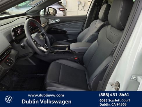Used 2023 Volkswagen ID.4 Pro S image 17