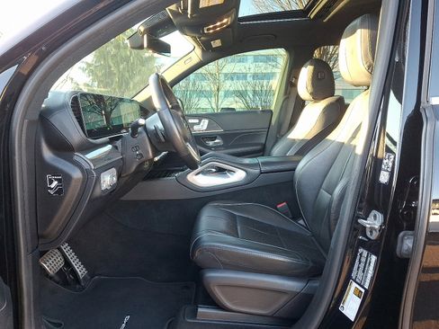 Used 2021 Mercedes-Benz GLS 580 GLS 580 image 13