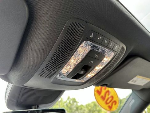 Used 2022 Mercedes-Benz GLE 350 4MATIC image 33