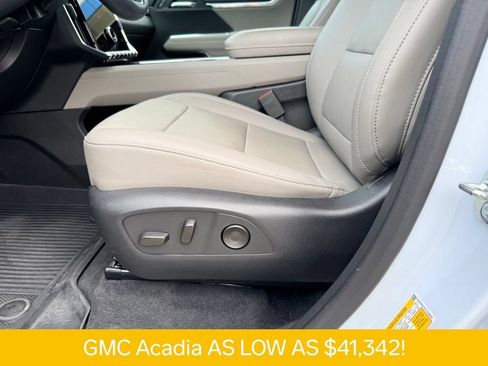 Used 2026 GMC Acadia Elevation w/ Elevation Premium Package AWD/4WD image 13