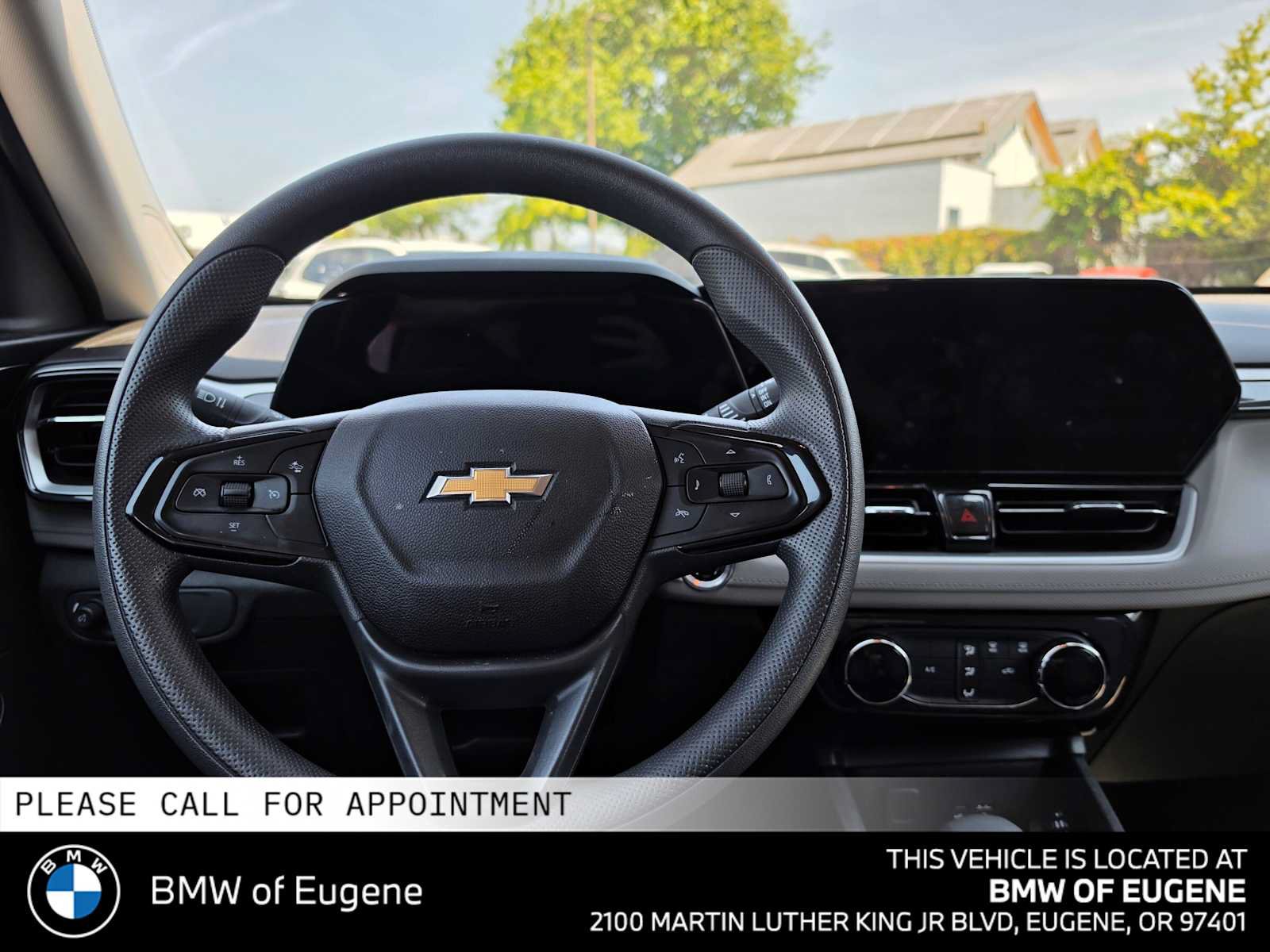 Used 2025 Chevrolet TrailBlazer LT AWD/4WD image 22