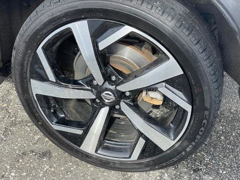 Certified 2020 Nissan Rogue Sport SL w/ Premium Package image 24