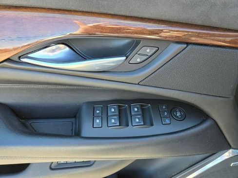 Used 2016 Cadillac Escalade ESV Luxury image 20