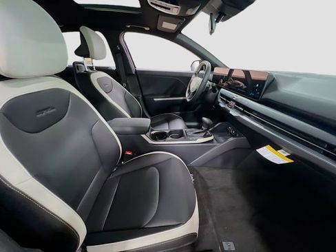 New 2025 Kia K4 GT-Line Turbo image 29