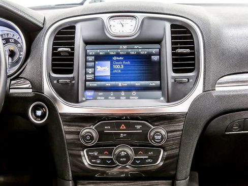 Used 2021 Chrysler 300 Touring w/ Sport Appearance Package RWD image 19