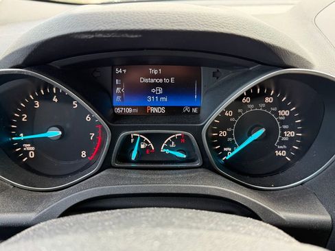 Used 2017 Ford Escape SE w/ SE Cold Weather Package image 16