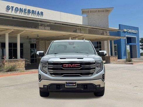 Used 2026 GMC Sierra 1500 SLT AWD/4WD image 9
