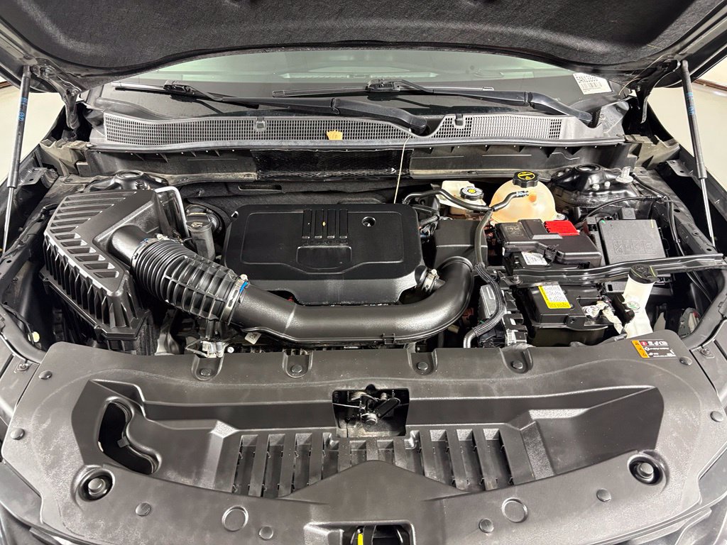 Used 2025 Chevrolet Blazer LT FWD image 39