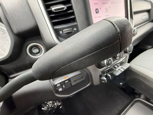 Used 2024 RAM 2500 Big Horn AWD/4WD image 29