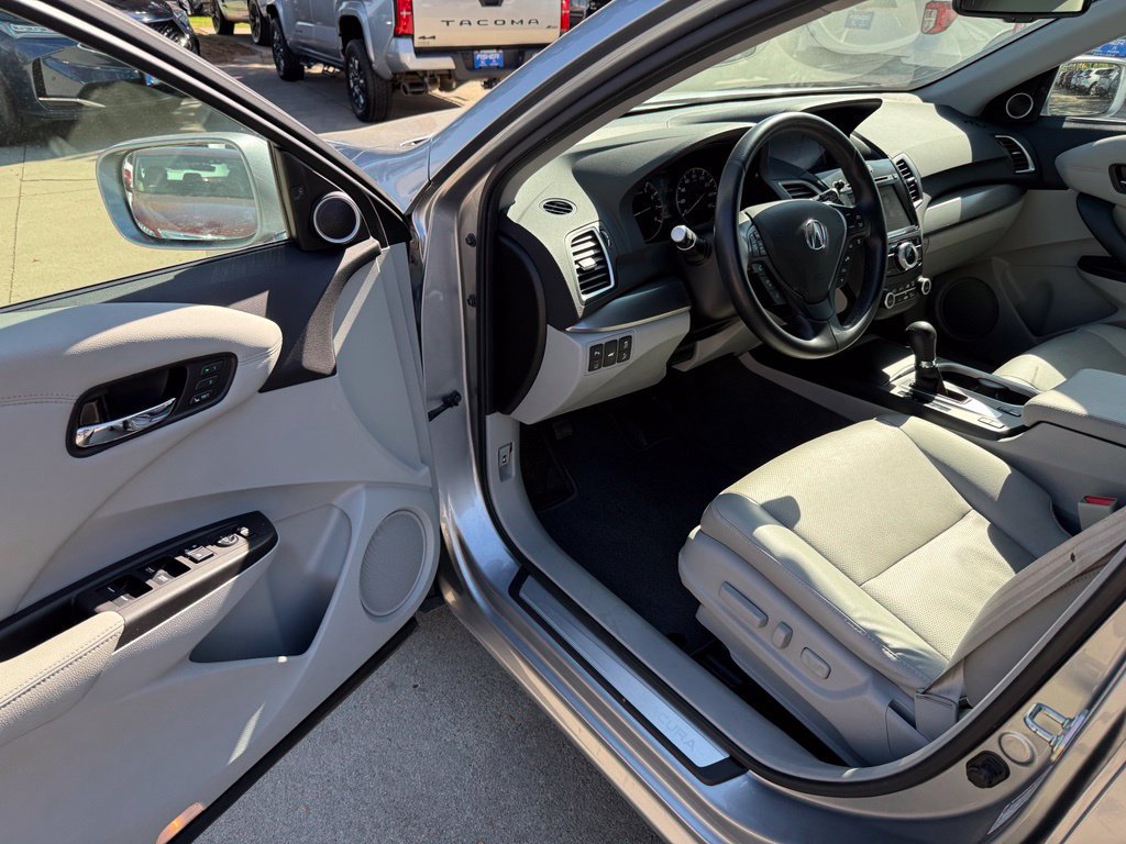Used 2017 Acura RDX w/ Advance Package AWD/4WD image 10