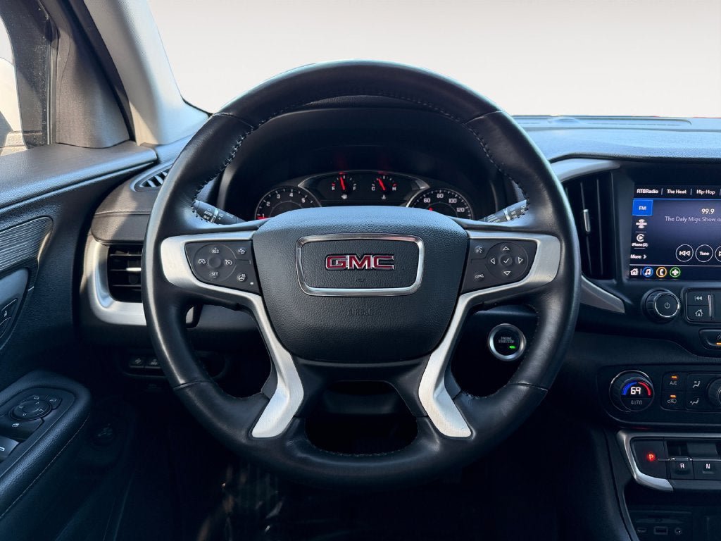 Used 2022 GMC Terrain SLT w/ Tech Package AWD/4WD image 14