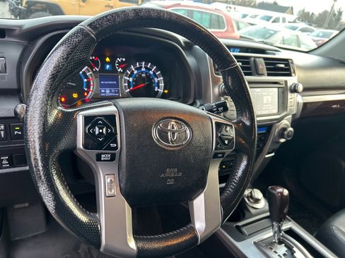Used 2016 Toyota 4Runner Limited image 14