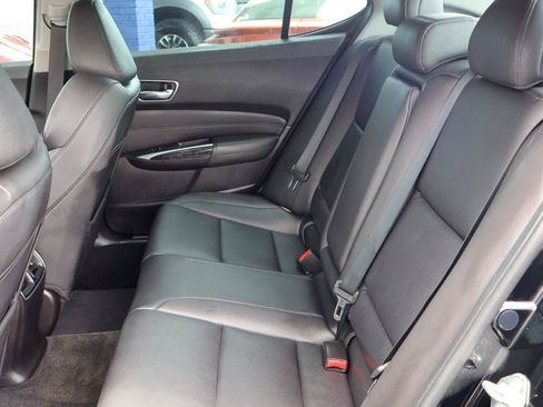 Used 2018 Acura TLX FWD image 18