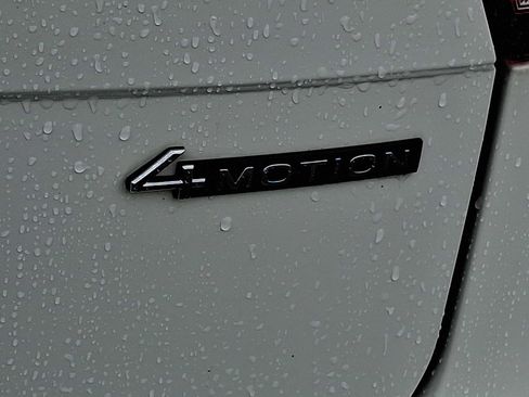 Certified 2022 Volkswagen Tiguan SE AWD/4WD image 28