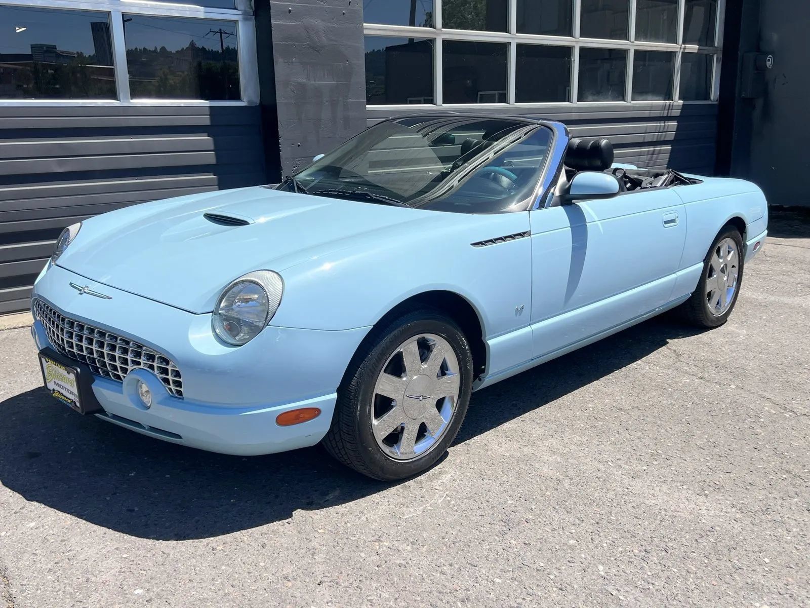 Used 2003 Ford Thunderbird RWD image 5