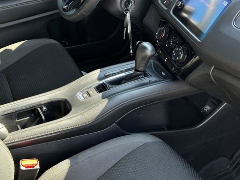 Certified 2022 Honda HR-V Sport image 23