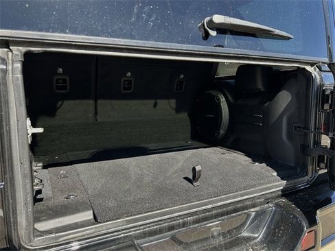 Used 2024 Jeep Wrangler High Altitude image 33