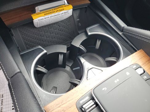 Certified 2025 Mercedes-Benz GLS 450 4MATIC image 33