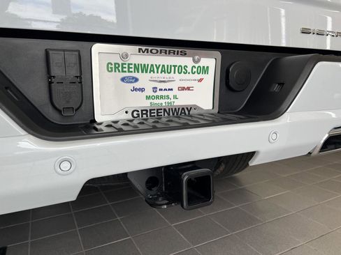 New 2026 GMC Sierra 1500 Denali Ultimate AWD/4WD image 8