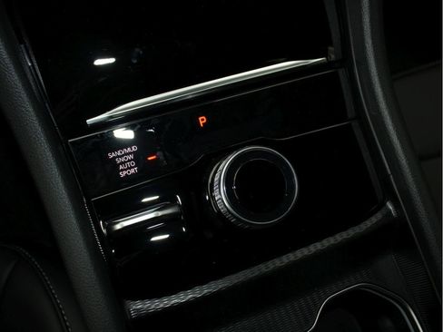 New 2025 Jeep Grand Cherokee Limited w/ Trailer Tow Package image 19