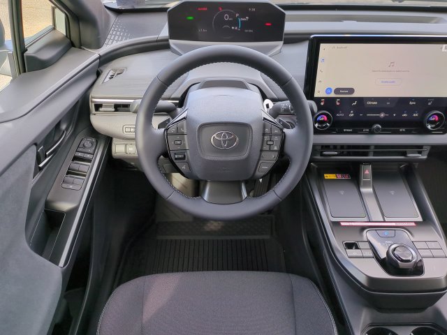 New 2027 Toyota C-HR w/ ALL Weather Mat Package (TMS) AWD/4WD image 16