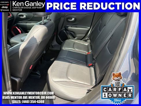 Certified 2023 Jeep Renegade Trailhawk w/ Sun/Sound Group AWD/4WD image 22
