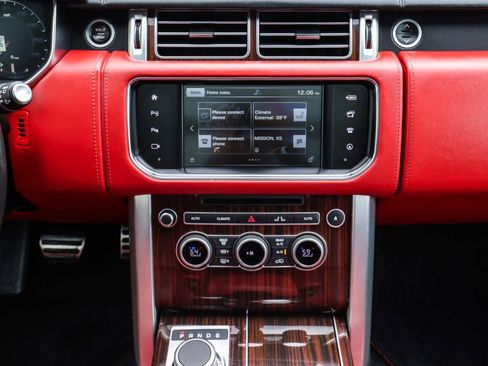 Used 2016 Land Rover Range Rover Autobiography image 32