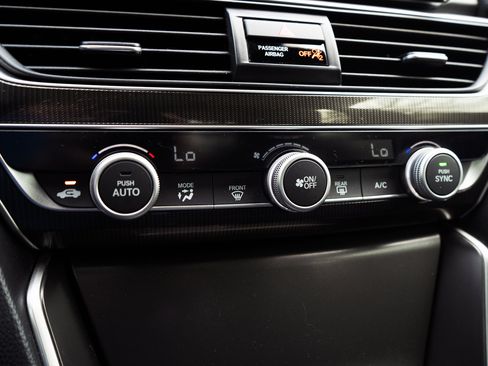 Used 2019 Honda Accord Sport image 32