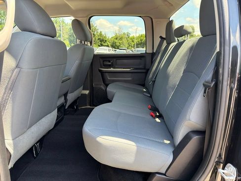 Used 2016 RAM 1500 Express w/ Black Ram 1500 Express Group RWD image 12