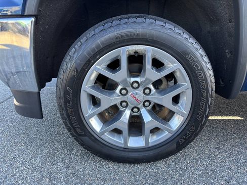 Used 2018 GMC Sierra 1500 SLT w/ SLT Premium Package image 5