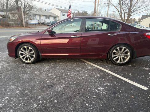 Used 2013 Honda Accord Sport image 8