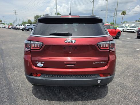 Used 2022 Jeep Compass Limited AWD/4WD image 5